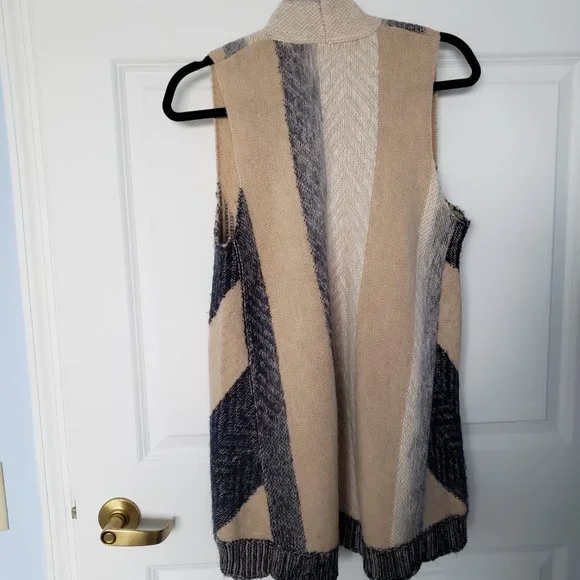 Anthropologie Sleeping on Snow Mabli Sweater Vest Beige Blue - Picture 3 of 7